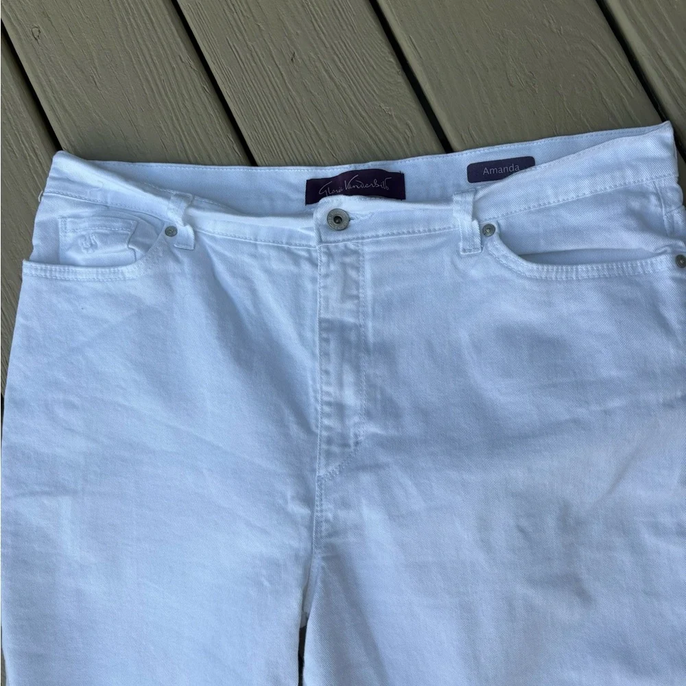 Gloria Vanderbilt (Amanda) White High-Rise Jeans, Size: 18